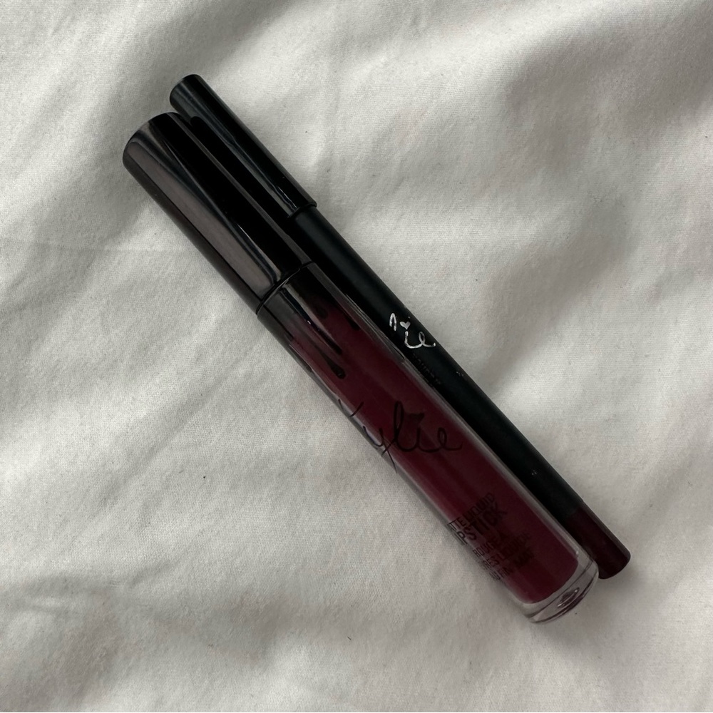 KYLIE COSMETICS LIP KIT KOURT K